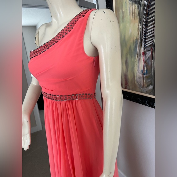 Bcbgmaxazria Daniele One Shoulder Embellished Gown - Picture 6 of 10